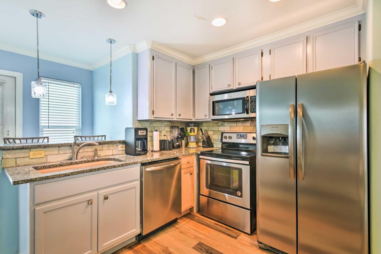 Port Aransas Condo With Pool Access - Walk To Beach! المظهر الخارجي الصورة