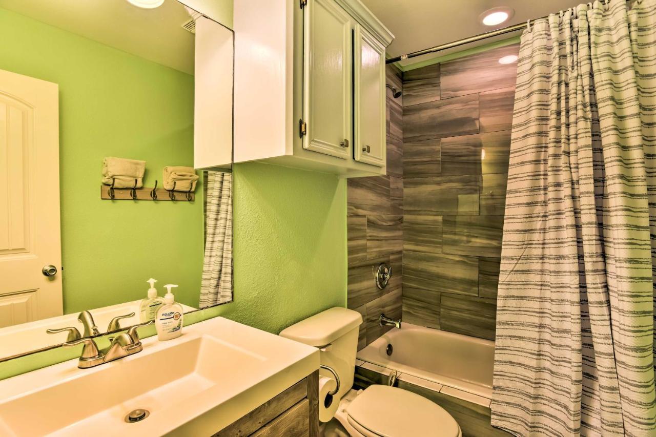 Port Aransas Condo With Pool Access - Walk To Beach! المظهر الخارجي الصورة