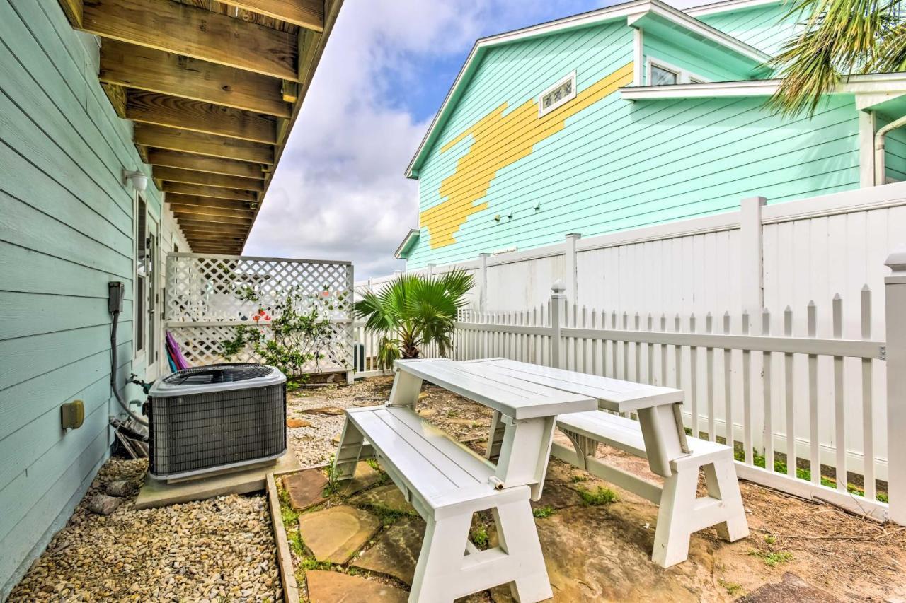 Port Aransas Condo With Pool Access - Walk To Beach! المظهر الخارجي الصورة